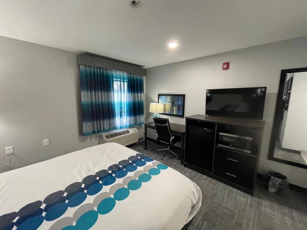 La Quinta Inn By Wyndham Indianapolis Airport Executive Dr Buitenkant foto