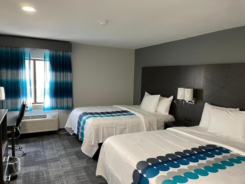 La Quinta Inn By Wyndham Indianapolis Airport Executive Dr Buitenkant foto