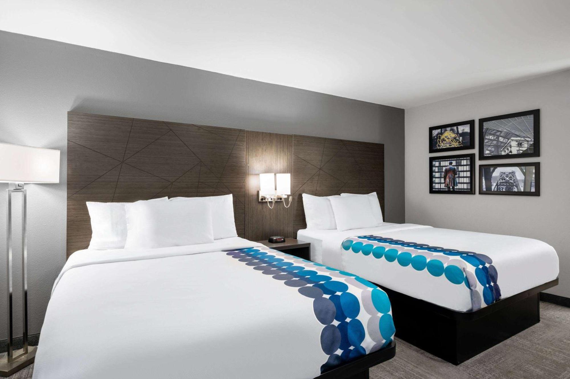 La Quinta Inn By Wyndham Indianapolis Airport Executive Dr Buitenkant foto